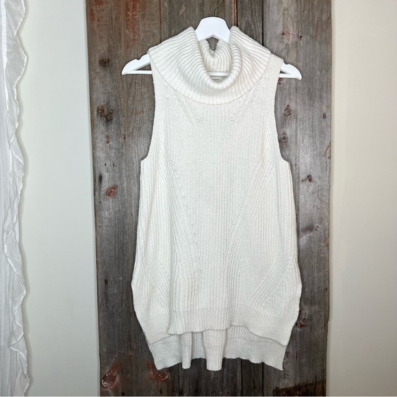Angel of the North Anthropologie Ivory Wool Blend Sleeveless Turtleneck sz Small - Picture 2 of 13